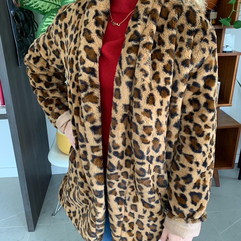 ❤️Faux Fur Animal Print Jacket size Medium
